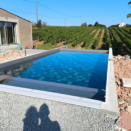 فيلة Beausejour Saint-Aubin-de-Luigné